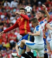 Η Ισπανία νίκησε στην εκπνοή τον... ανίκητο Τσεχ!